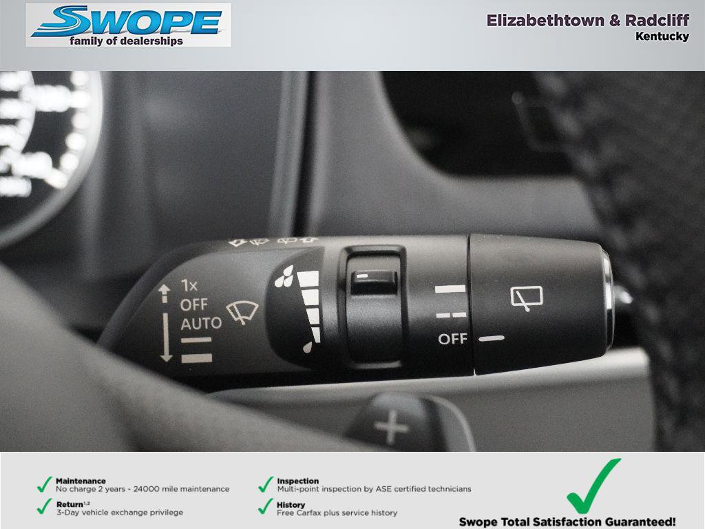 Used 2025 Mitsubishi Outlander Trail Edition image 15