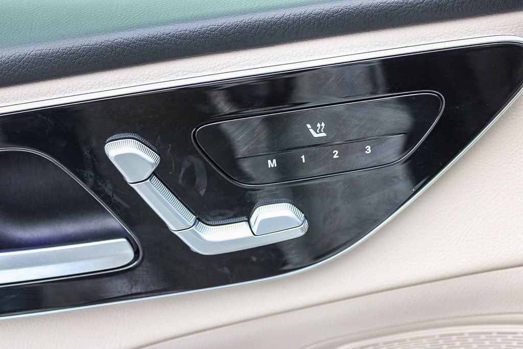 Used 2023 Mercedes-Benz C 300 Sedan image 21