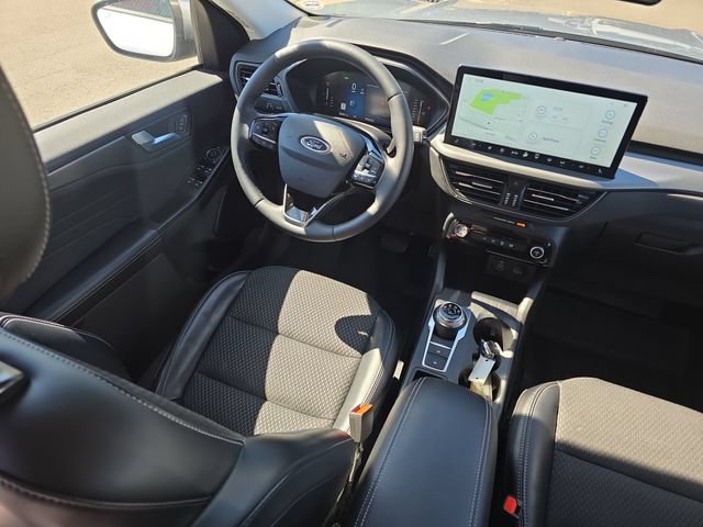Certified 2024 Ford Escape SE FWD image 32