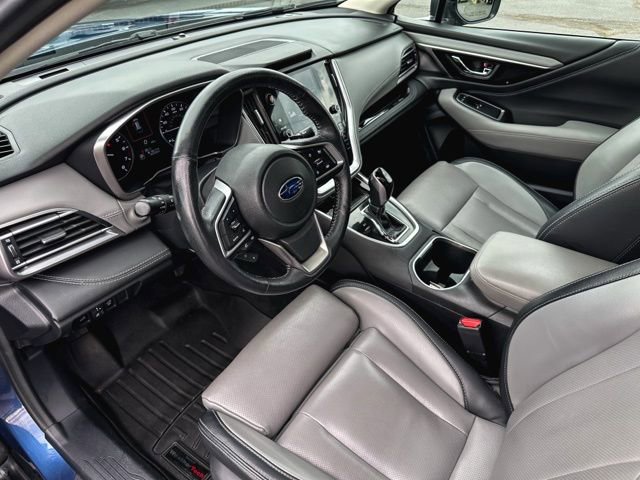 Used 2020 Subaru Outback Limited image 13