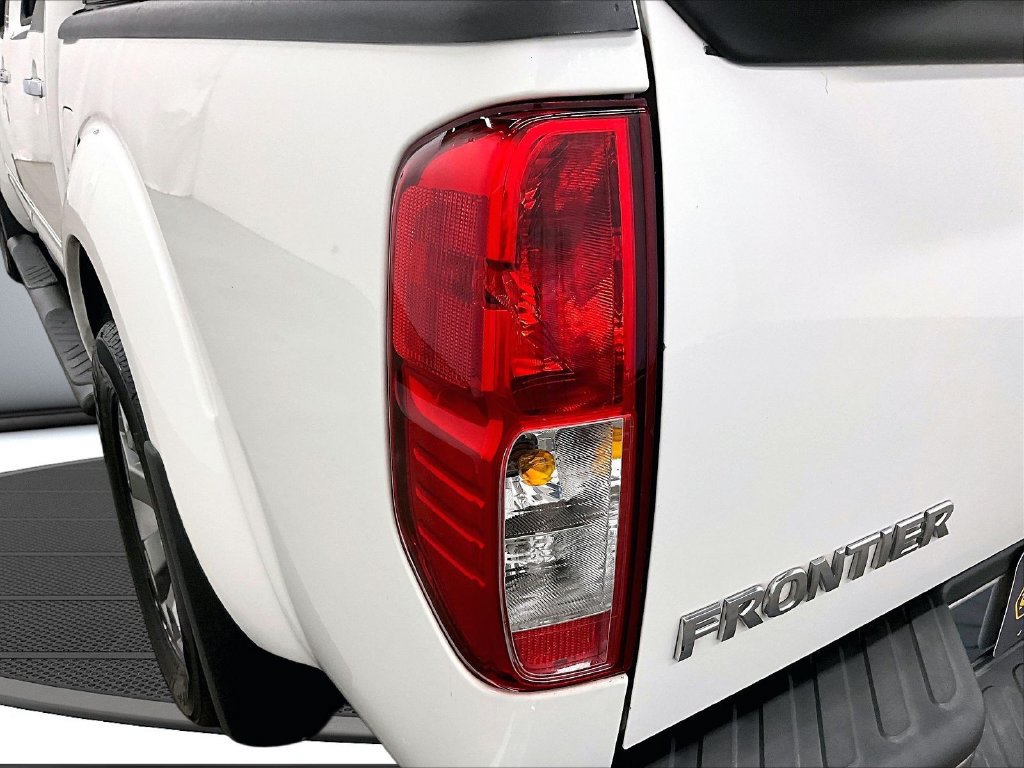 Used 2019 Nissan Frontier SL AWD/4WD image 24