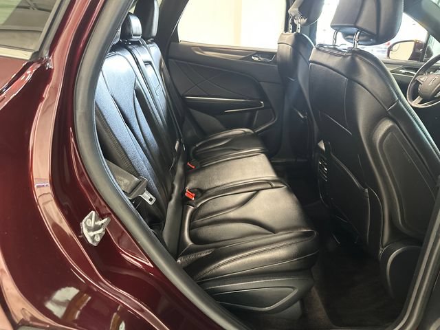 Used 2018 Lincoln MKC Premiere FWD image 28