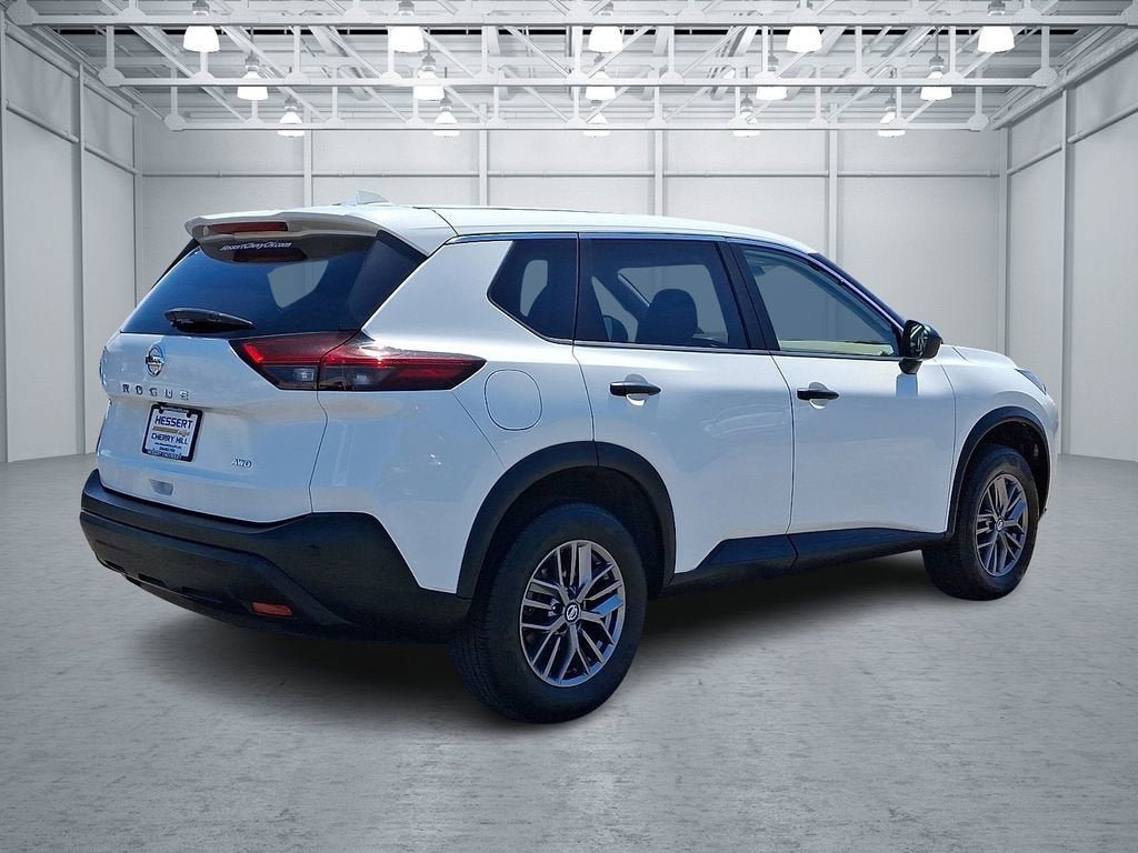 Used 2021 Nissan Rogue S AWD/4WD image 5