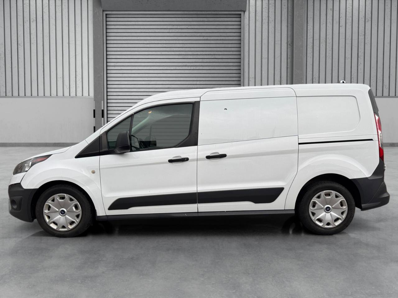 Used 2018 Ford Transit Connect XL image 2
