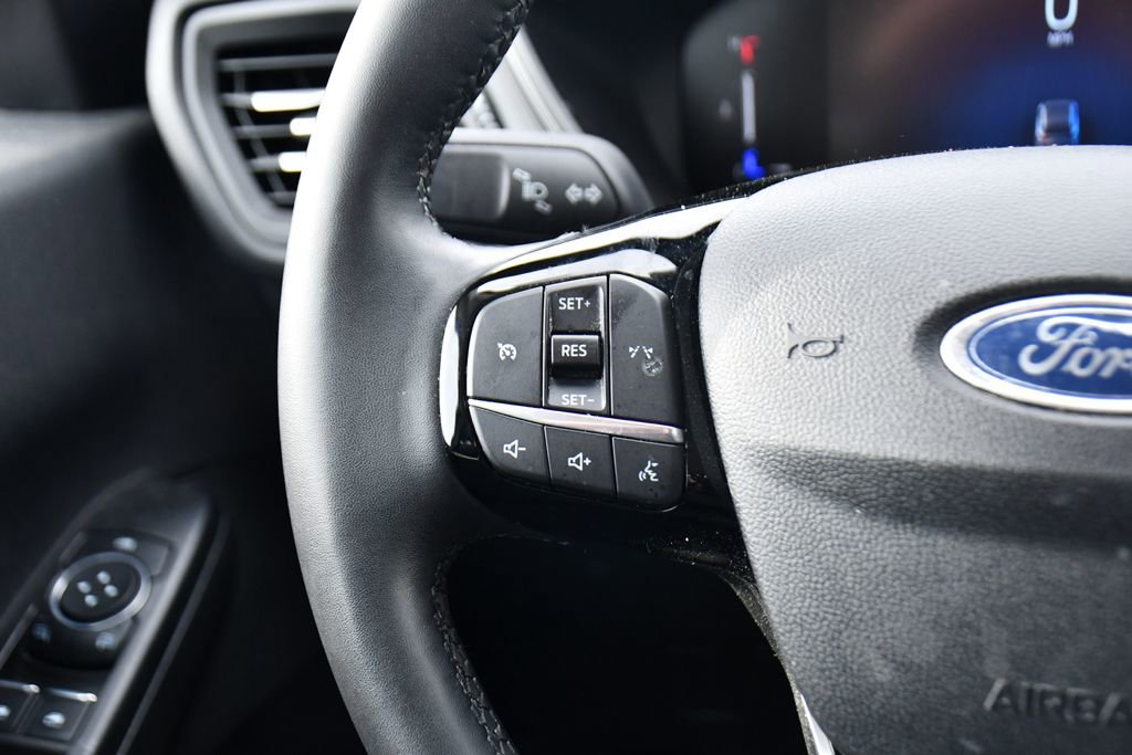Used 2023 Ford Escape Active image 34