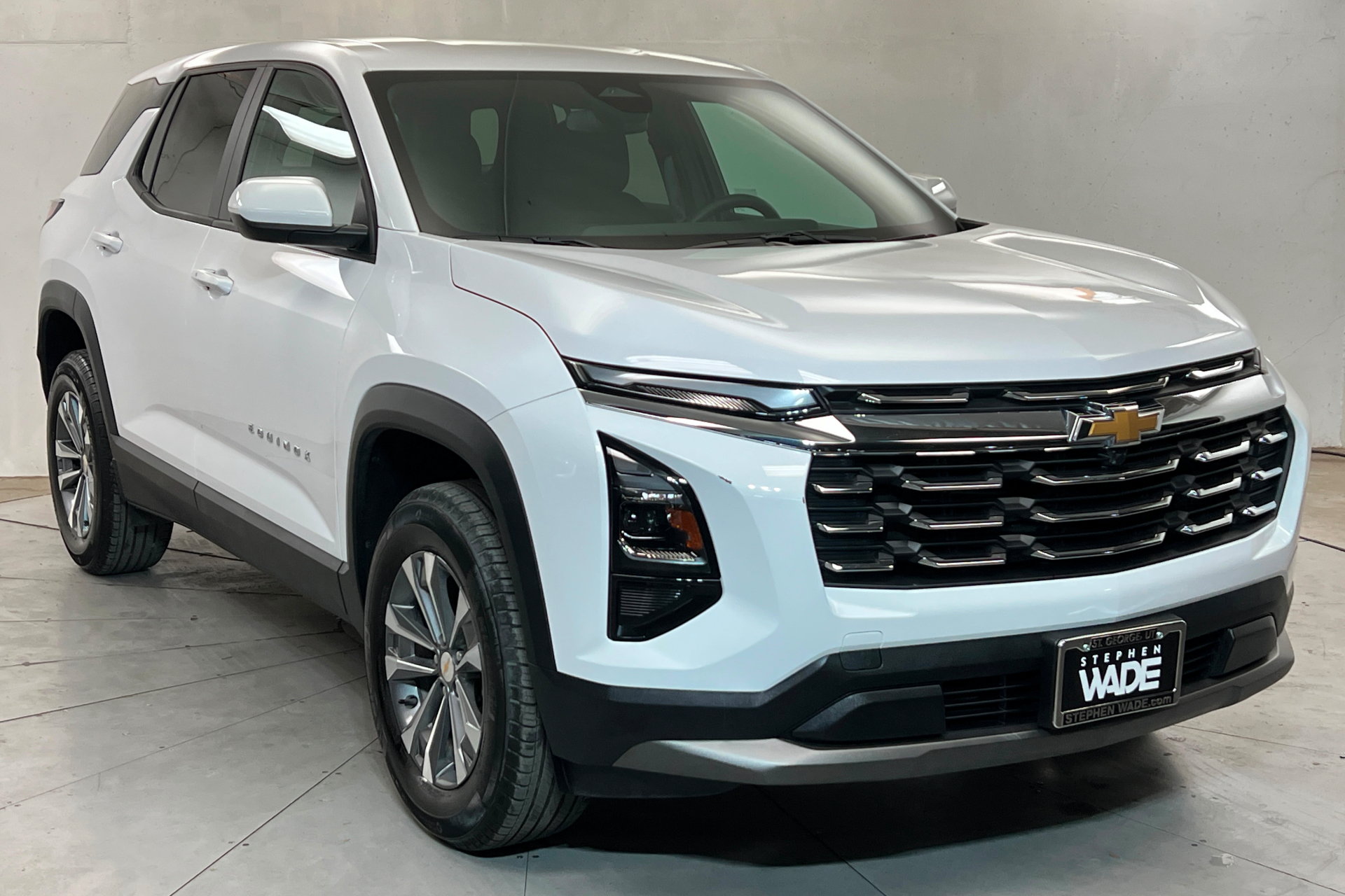 Used 2026 Chevrolet Equinox LT AWD/4WD image 8