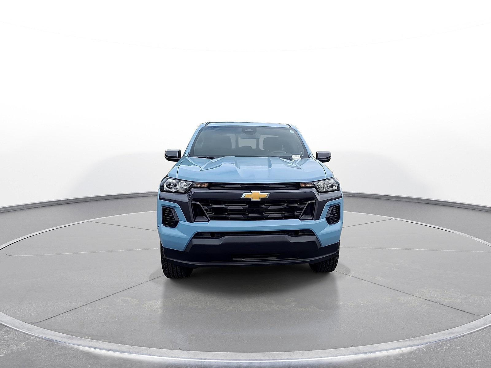 Used 2026 Chevrolet Colorado LT RWD image 3