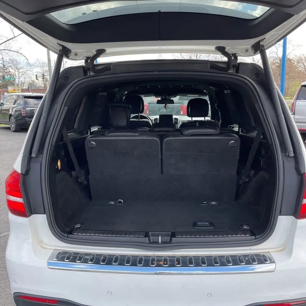 Used 2017 Mercedes-Benz GLS 550 4MATIC image 34