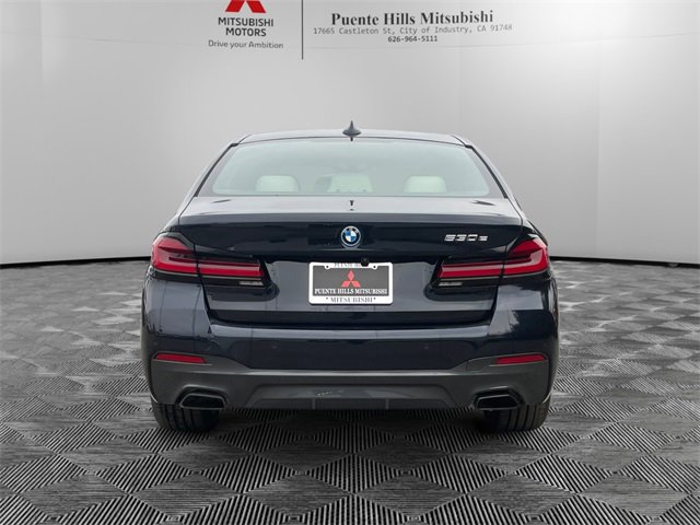 Used 2022 BMW 530e w/ M Sport Package image 5