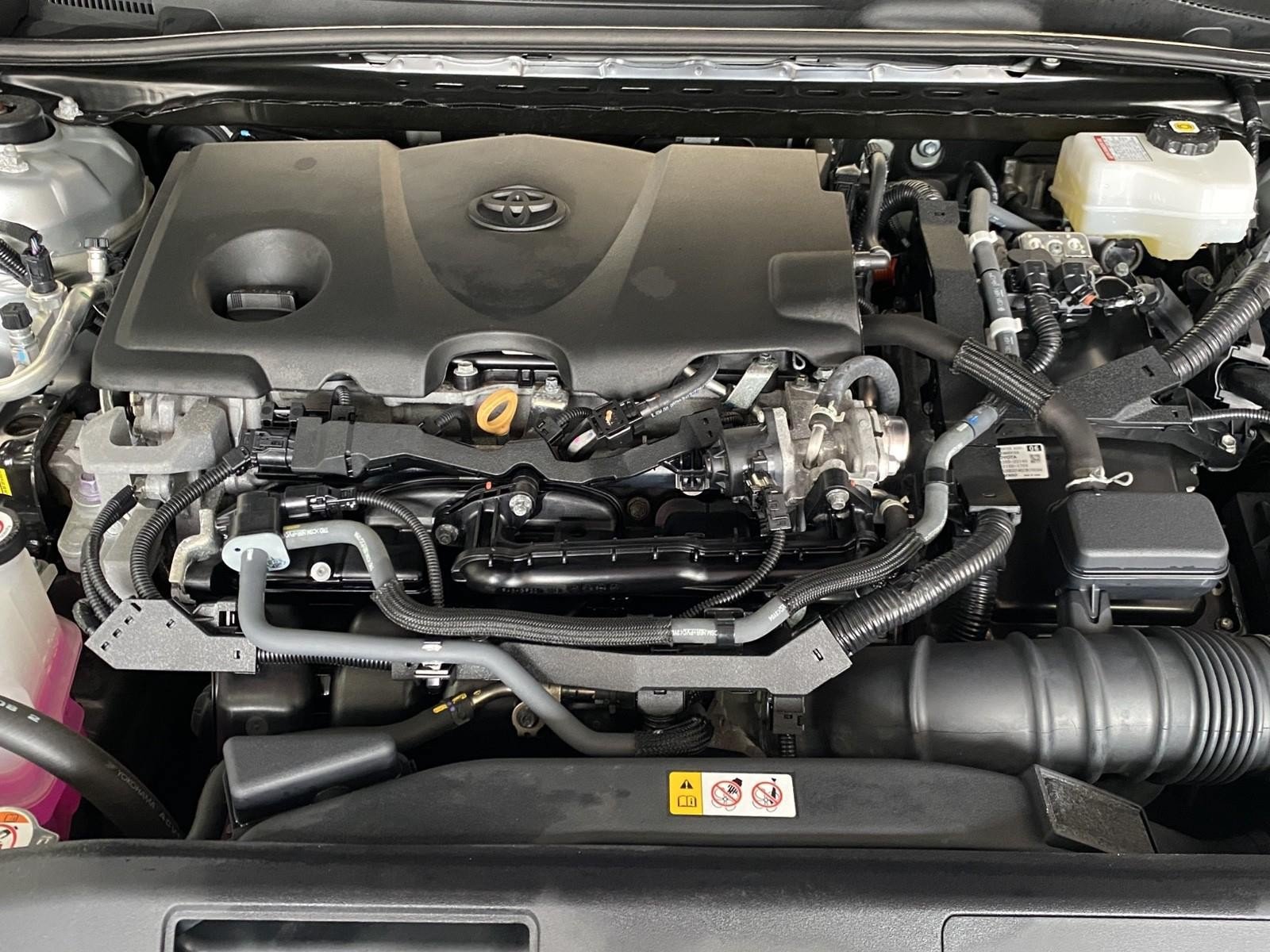 Used 2024 Toyota Camry SE w/ Cold Weather Package FWD image 25