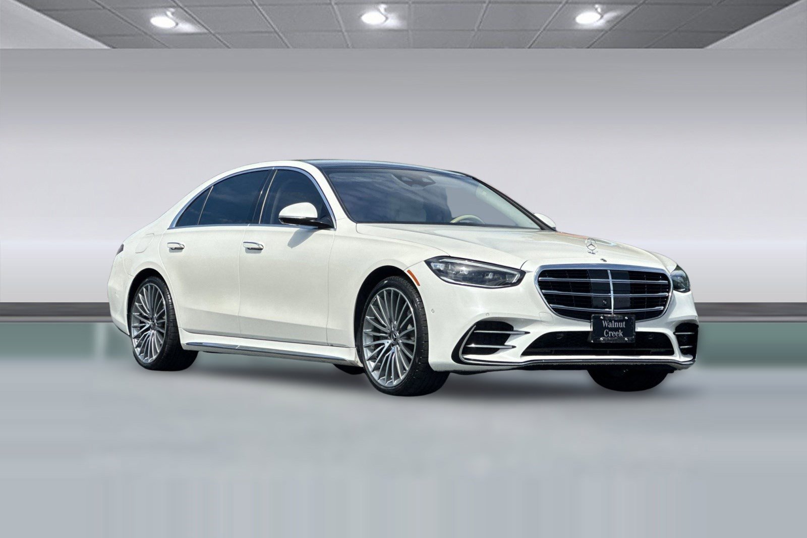 Used 2022 Mercedes-Benz S 500 4MATIC image 5
