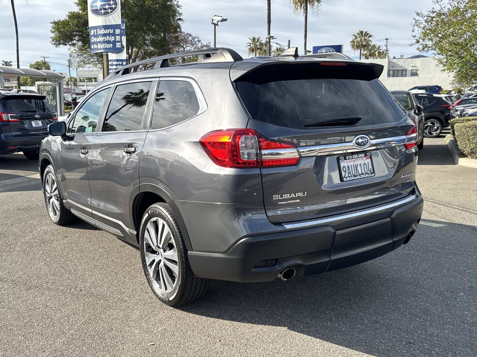 Used 2022 Subaru Ascent Limited w/ Technology Package image 6