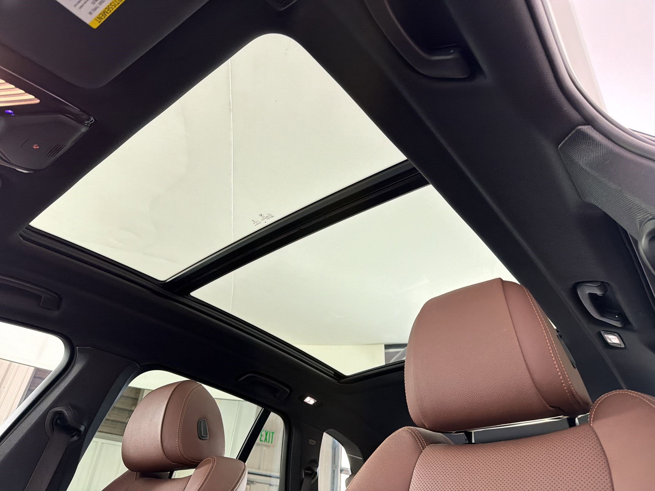 Used 2019 BMW X5 xDrive40i w/ Convenience Package AWD/4WD image 16