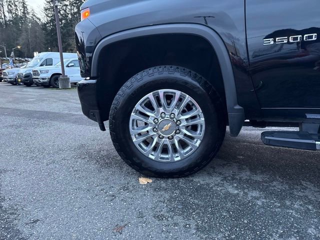 Used 2022 Chevrolet Silverado 3500 High Country w/ Z71 Off-Road Package image 29