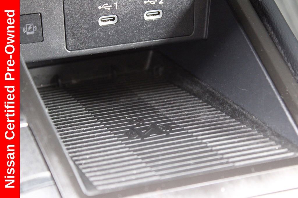 Certified 2025 Nissan Kicks SR w/ Illumination Package image 38