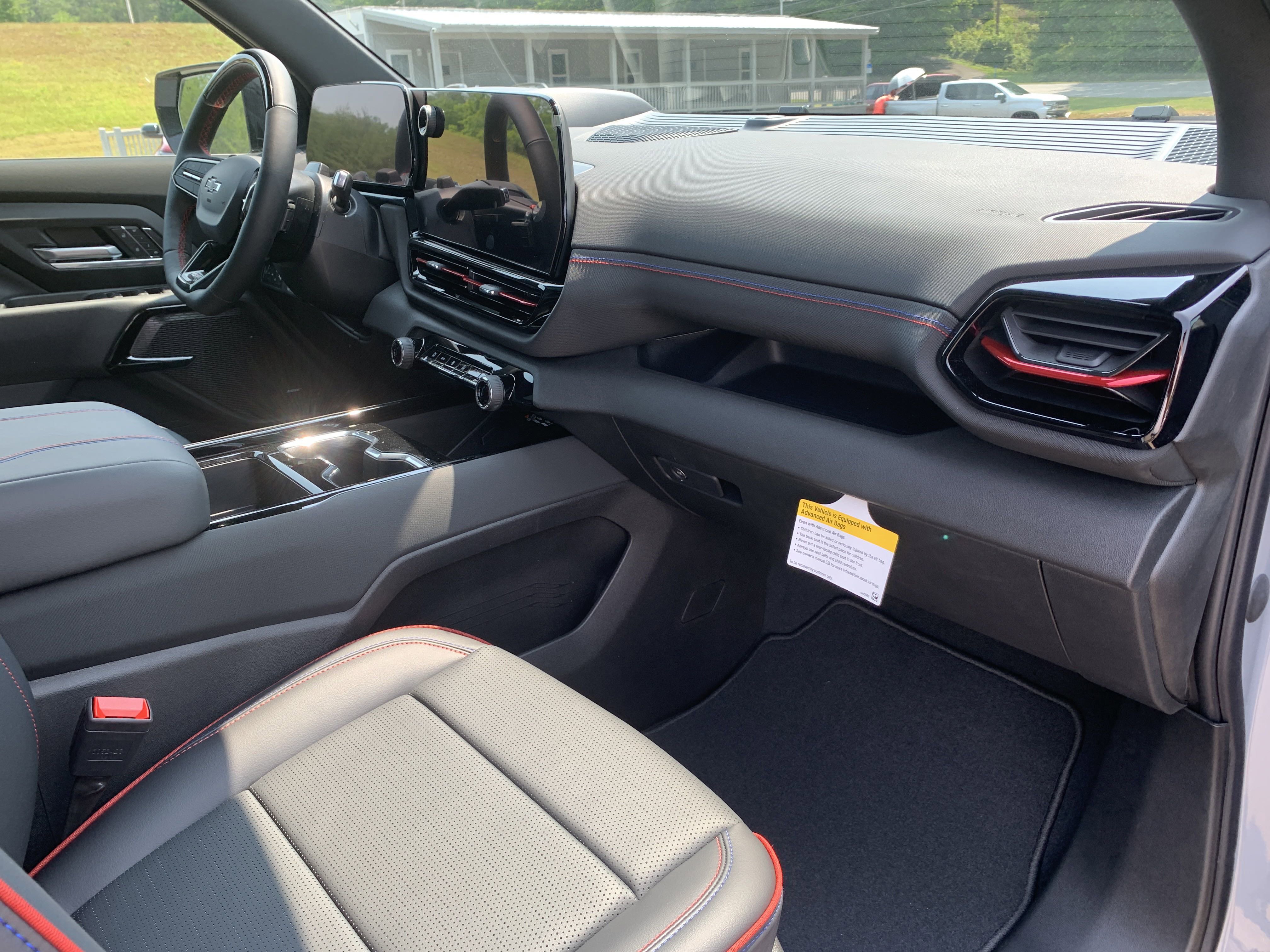 New 2025 Chevrolet Silverado EV RST image 24