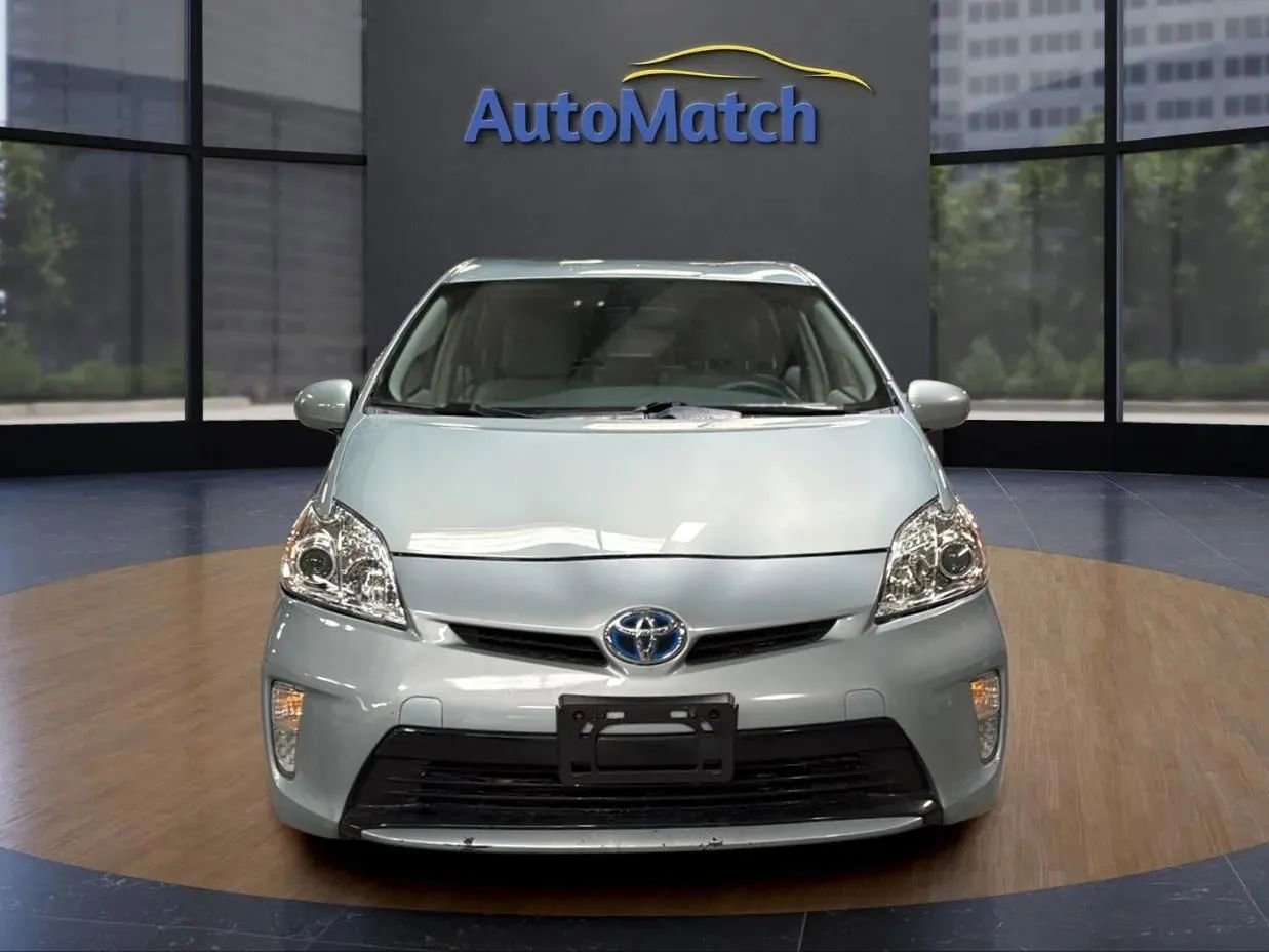 Used 2015 Toyota Prius Three image 2