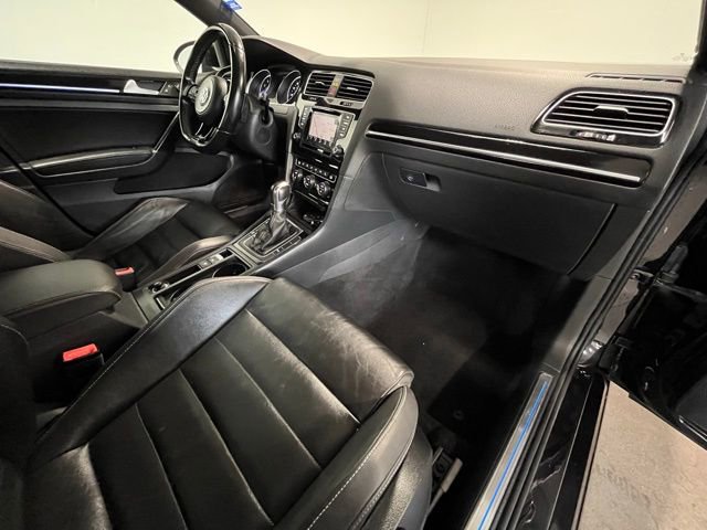 Used 2015 Volkswagen Golf R 4-Door image 10