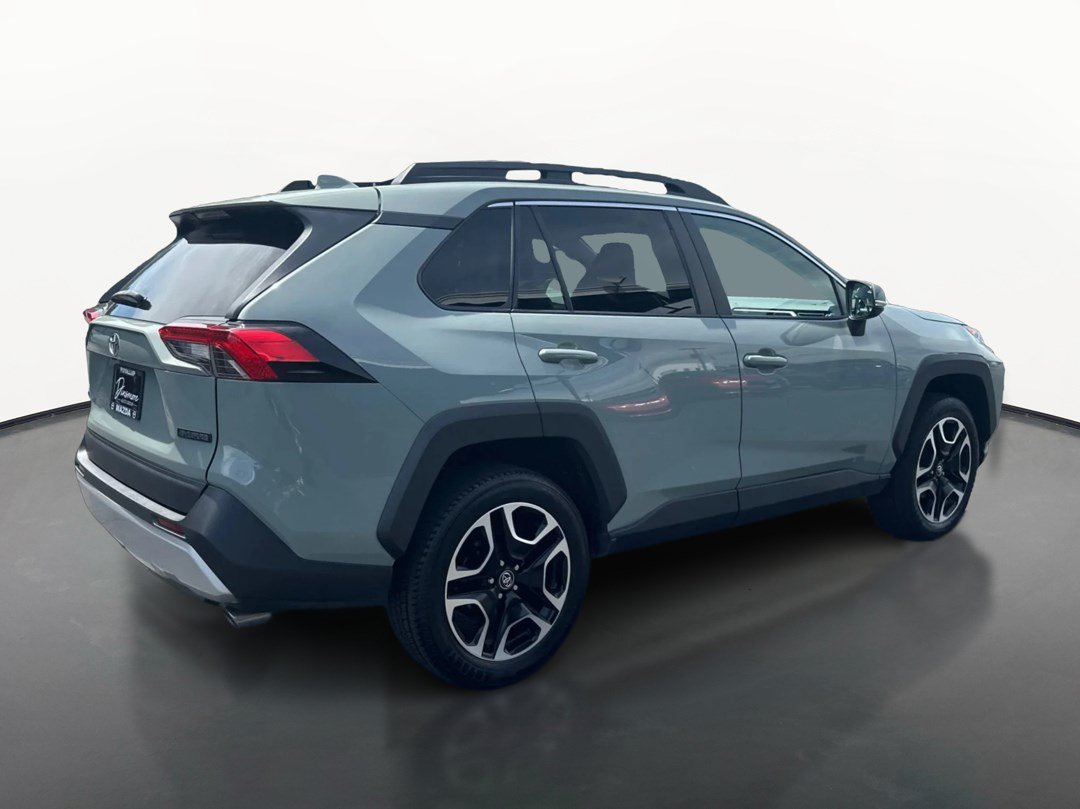 Used 2020 Toyota RAV4 Adventure AWD/4WD image 3