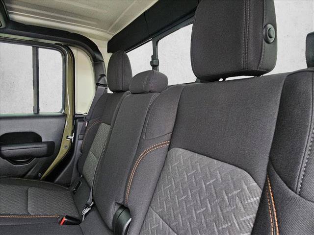 New 2026 Jeep Gladiator Mojave AWD/4WD image 17