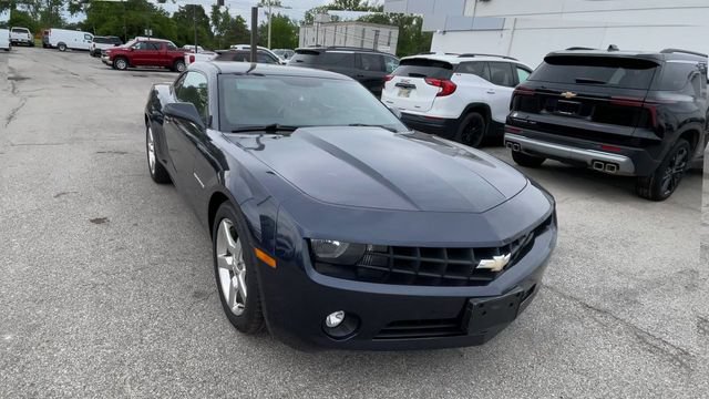 Used 2013 Chevrolet Camaro LT RWD image 4