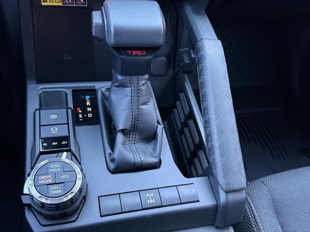 Certified 2026 Toyota 4Runner TRD Off-Road image 25