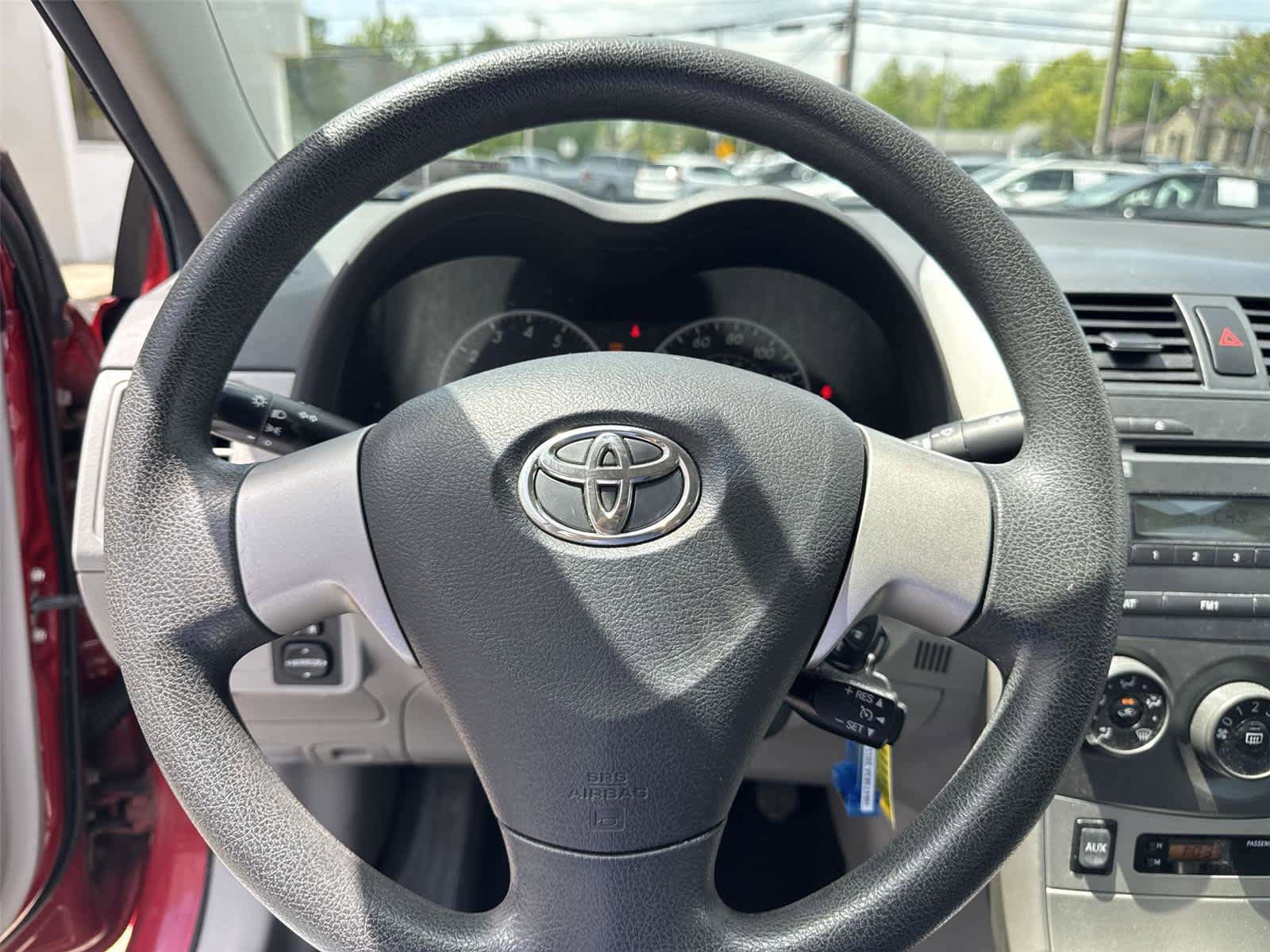 Used 2011 Toyota Corolla LE FWD image 18