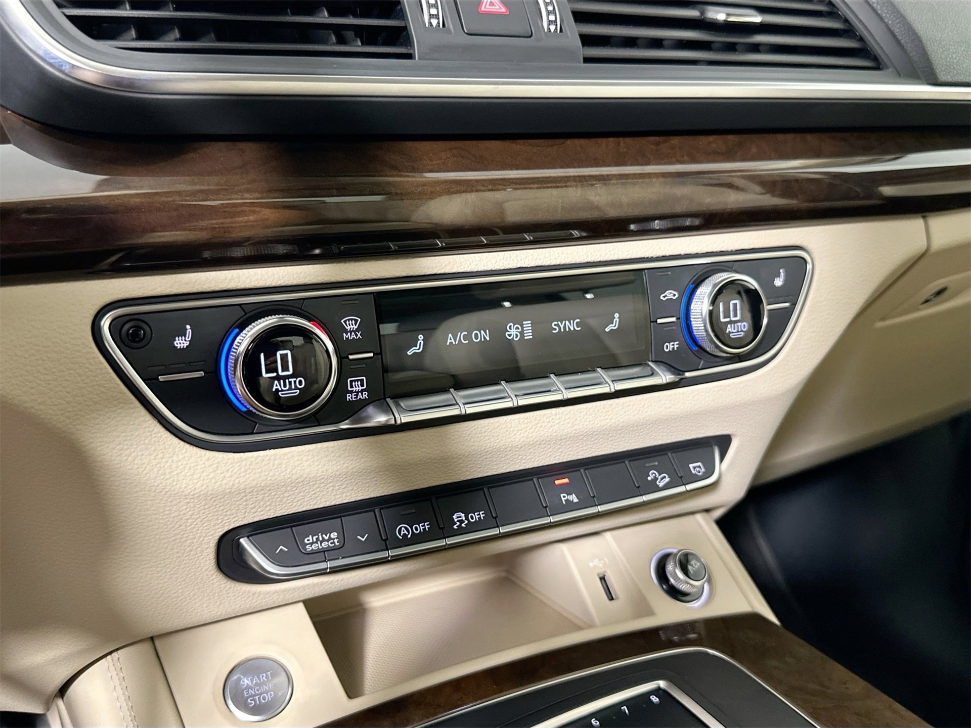 Used 2020 Audi Q5 2.0T Premium Plus w/ Premium Plus Package image 17