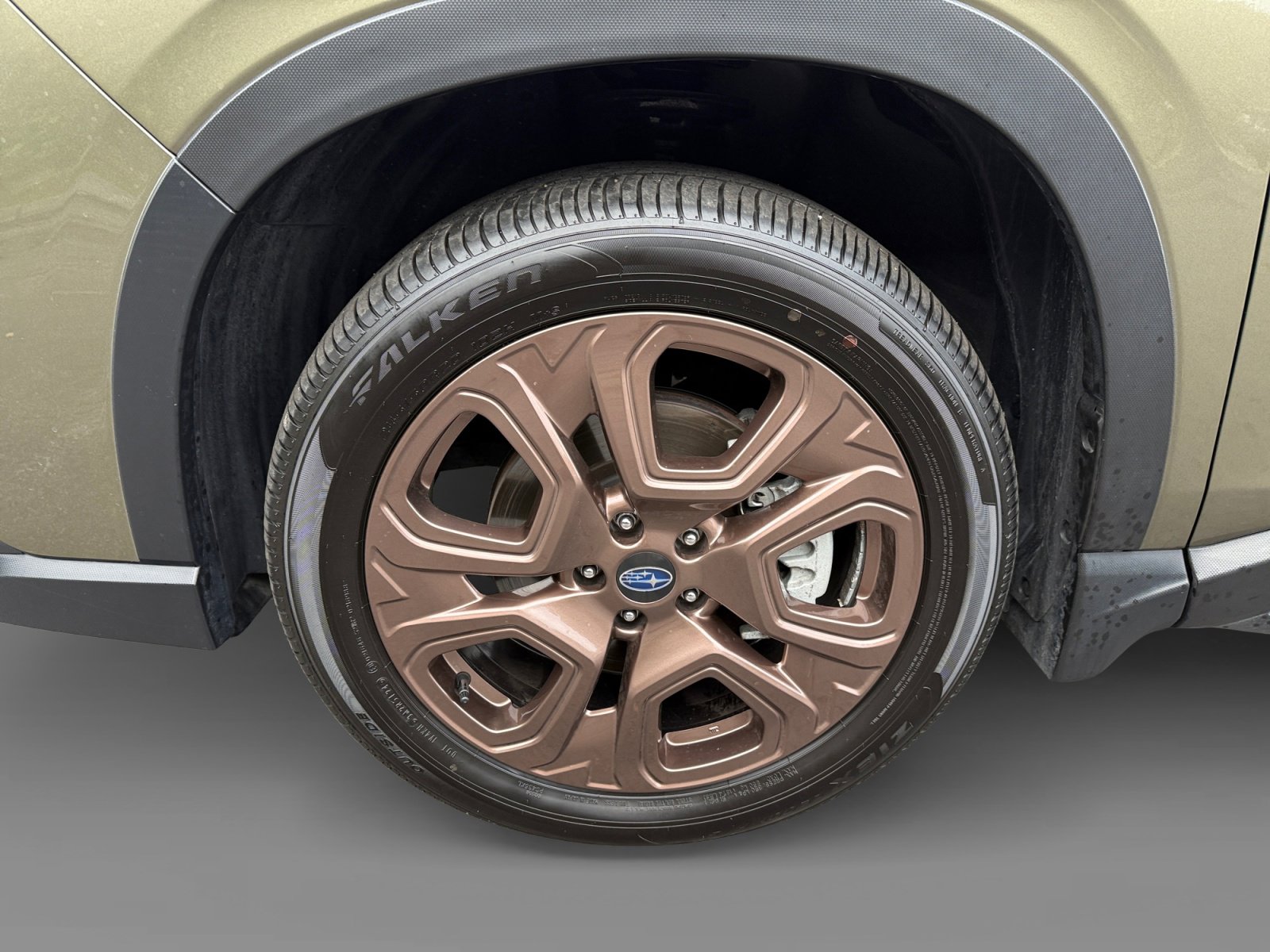 Certified 2025 Subaru Ascent Bronze Edition w/ Popular Package #2 image 9