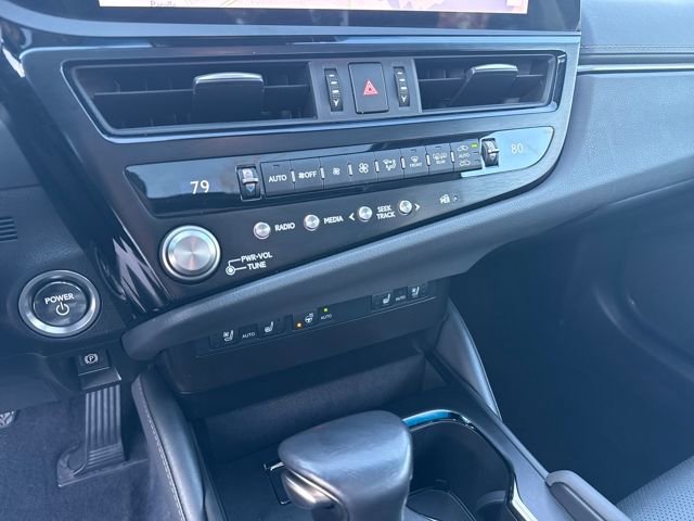 Used 2024 Lexus ES 300h w/ Premium Package image 17