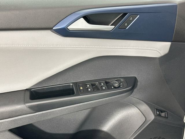 Used 2023 Volkswagen Taos SE image 25