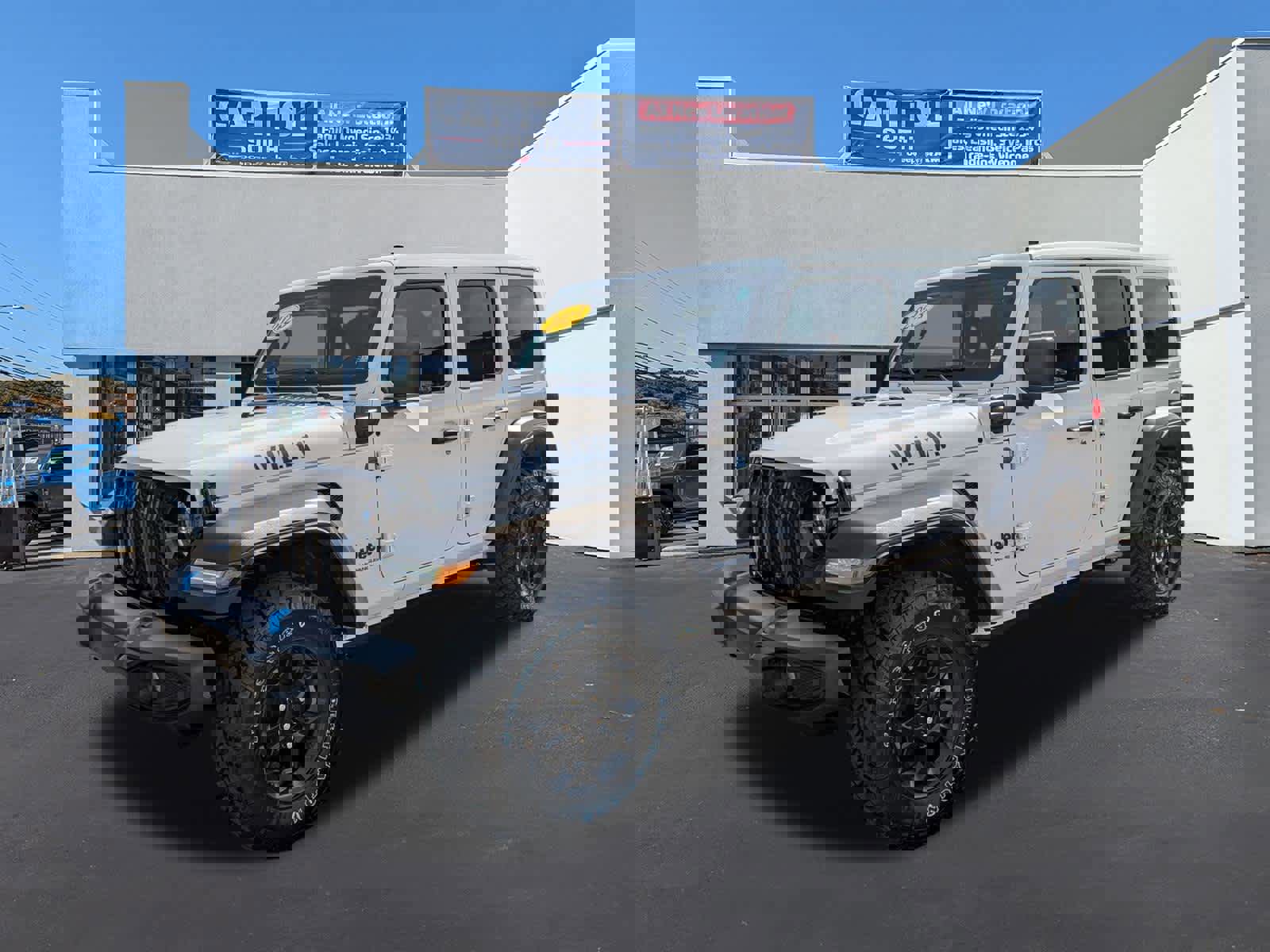 Certified 2023 Jeep Wrangler Unlimited w/ Sun & Screen Package AWD/4WD image 6