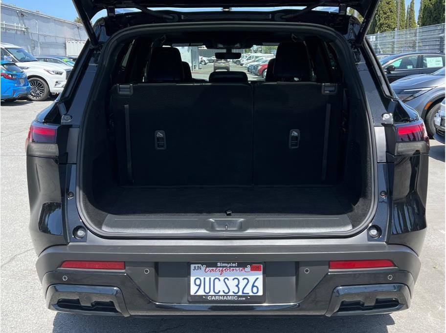 Used 2025 INFINITI QX60 Luxe w/ Black Edition FWD image 5