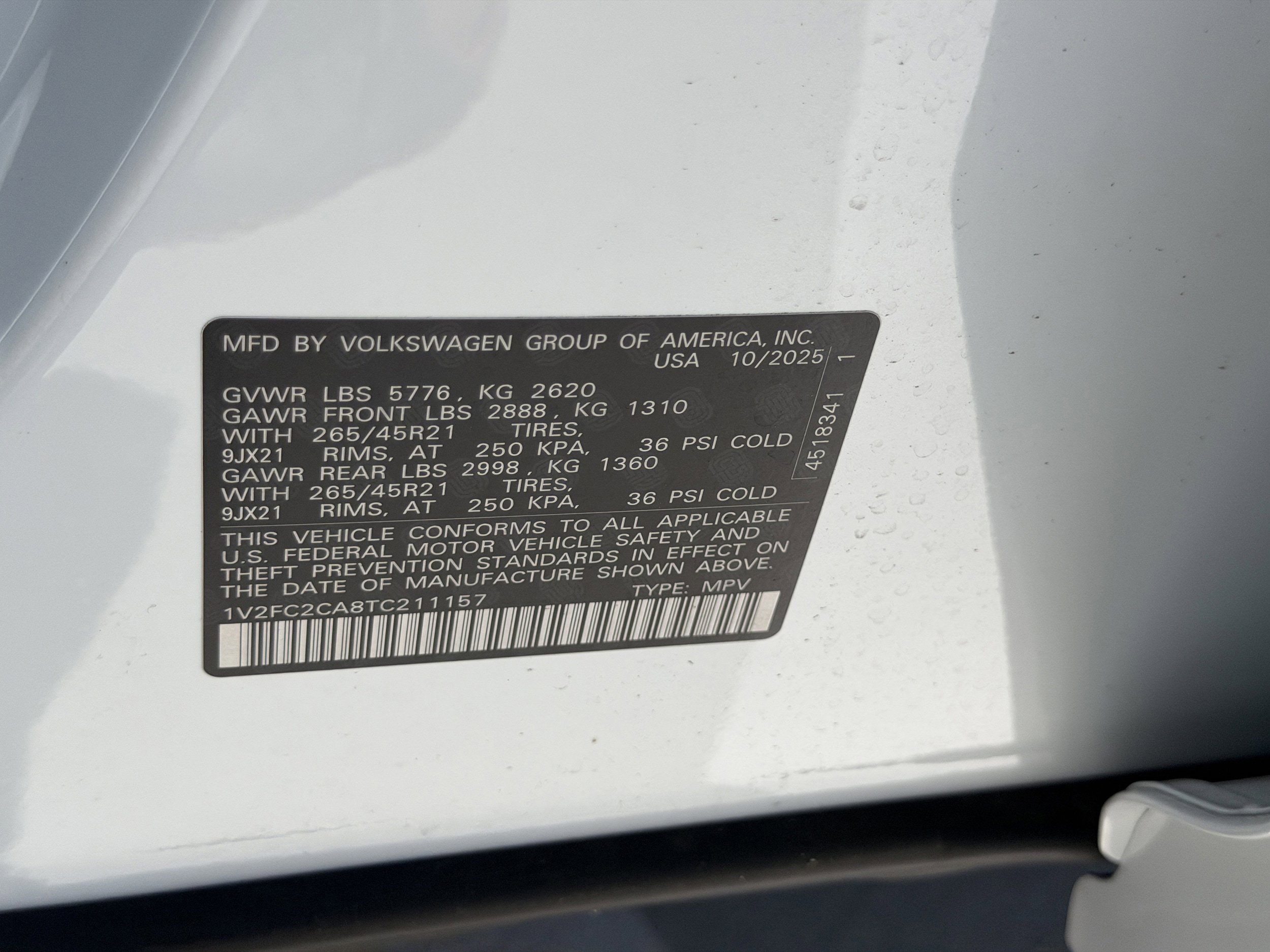 New 2026 Volkswagen Atlas Cross Sport SEL Premium R-Line AWD/4WD image 31