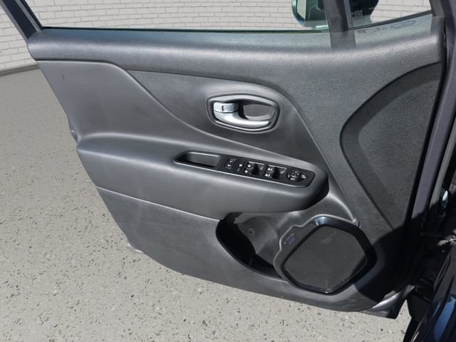 Used 2023 Jeep Renegade Altitude w/ Convenience Group I AWD/4WD image 27
