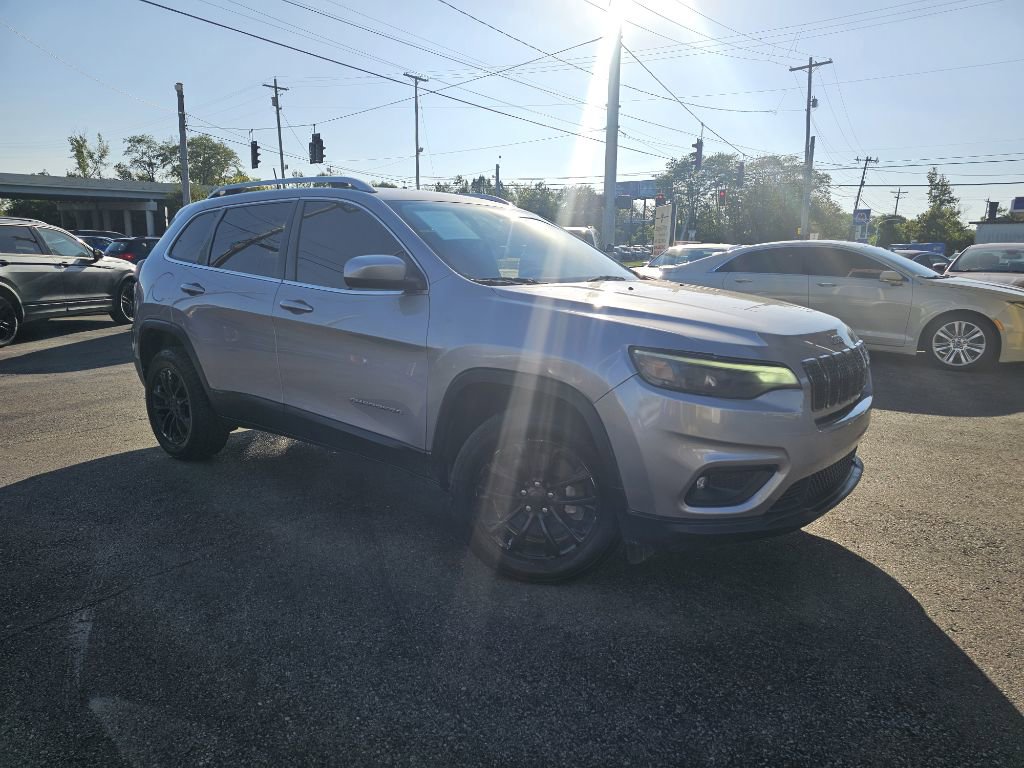 Used 2019 Jeep Cherokee Latitude w/ Popular Appearance Group image 5