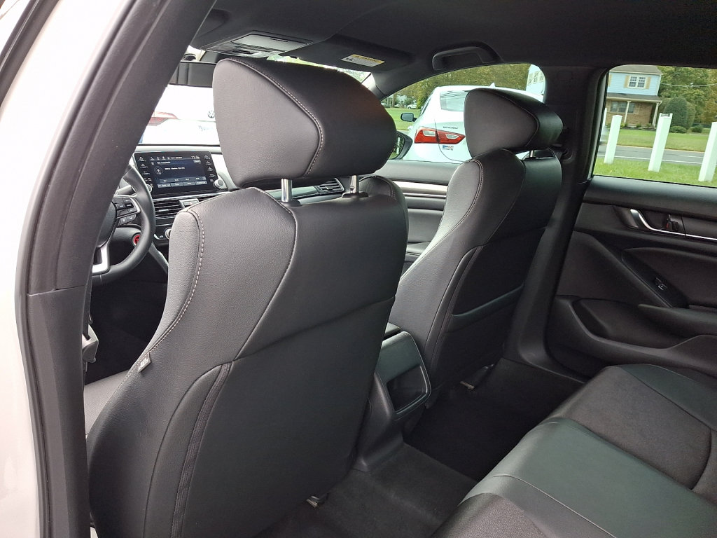 Used 2019 Honda Accord Sport image 21
