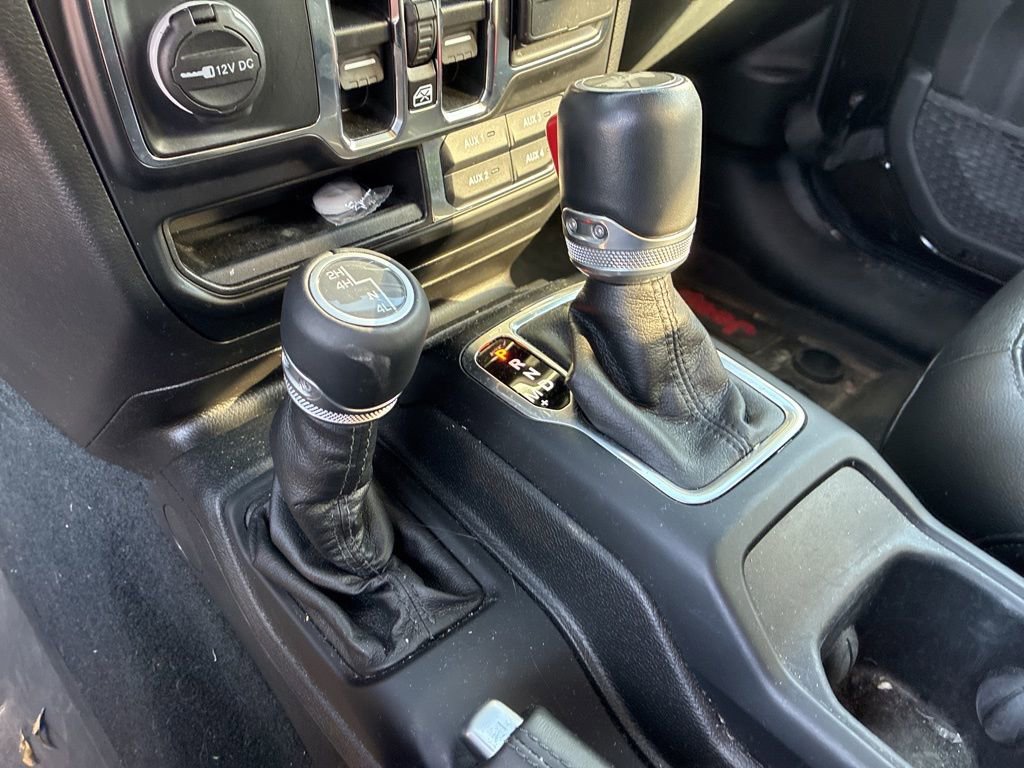 Used 2022 Jeep Wrangler Unlimited Sahara image 15