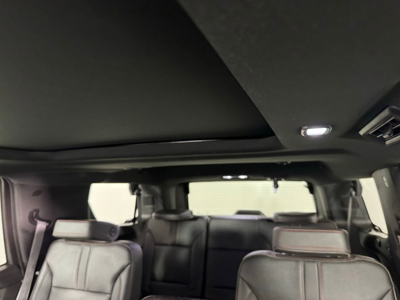 Used 2022 Chevrolet Tahoe RST w/ Luxury Package image 4