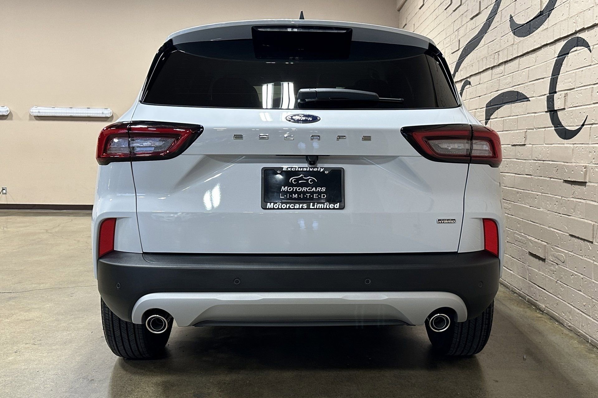 Used 2025 Ford Escape SE image 6