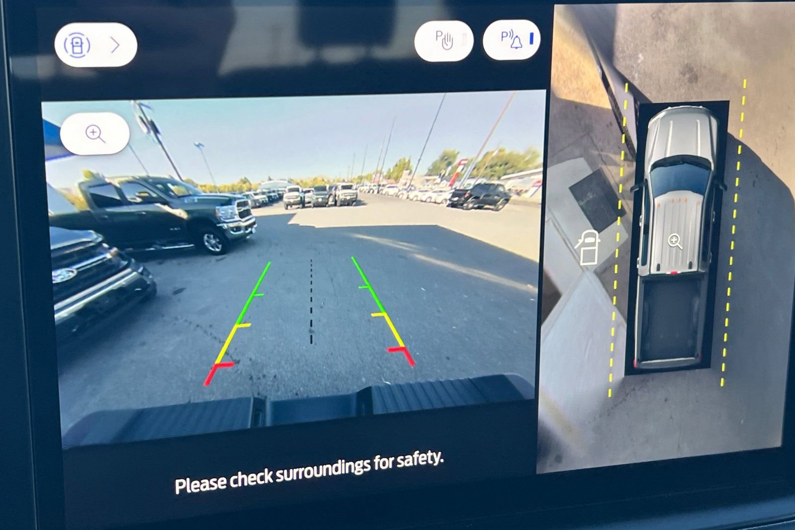 New 2026 Ford F350 Lariat w/ Black Appearance Package image 17