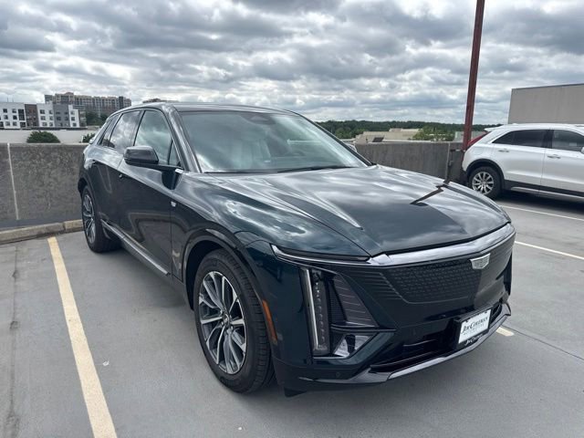 Used 2024 Cadillac Lyriq Sport w/ LPO, Floor Liner Package AWD/4WD image 2