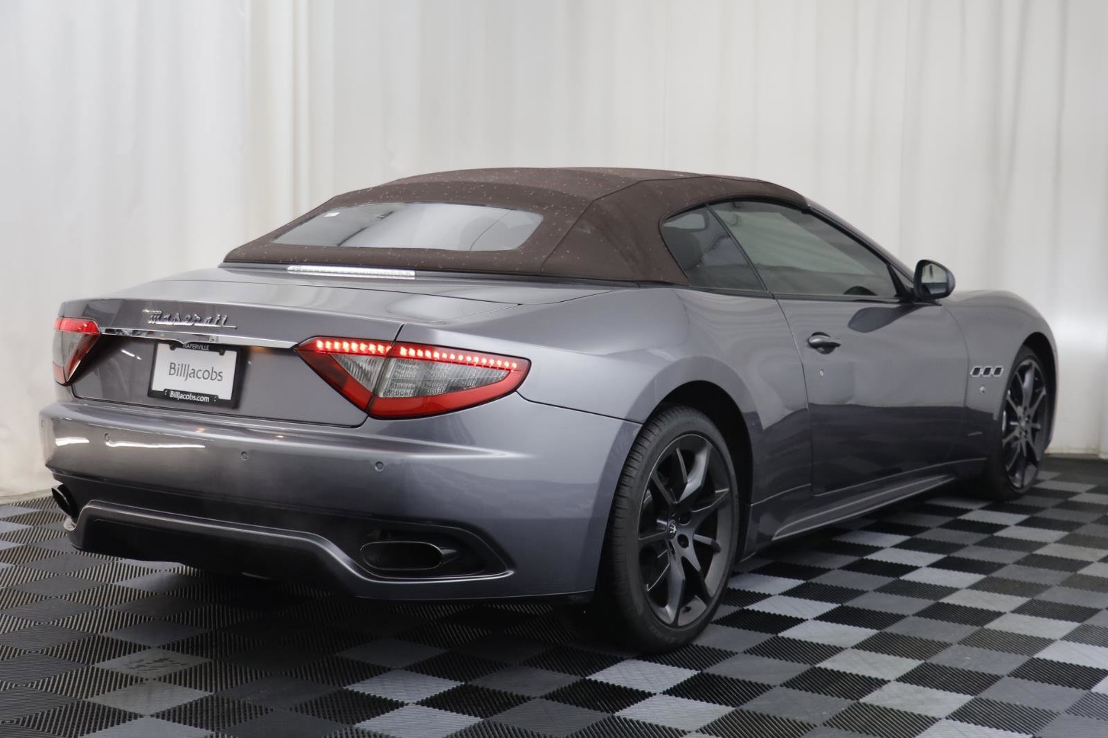 Used 2016 Maserati GranTurismo Sport image 32