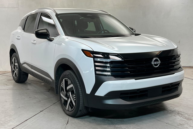 Used 2026 Nissan Kicks SV FWD image 7