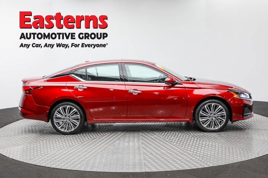 Used 2023 Nissan Altima 2.5 SL image 4