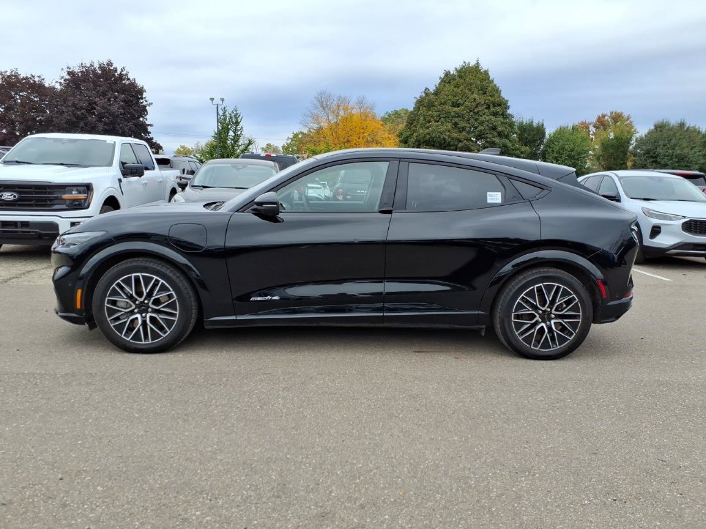 Used 2024 Ford Mustang Mach-E Premium AWD/4WD image 2