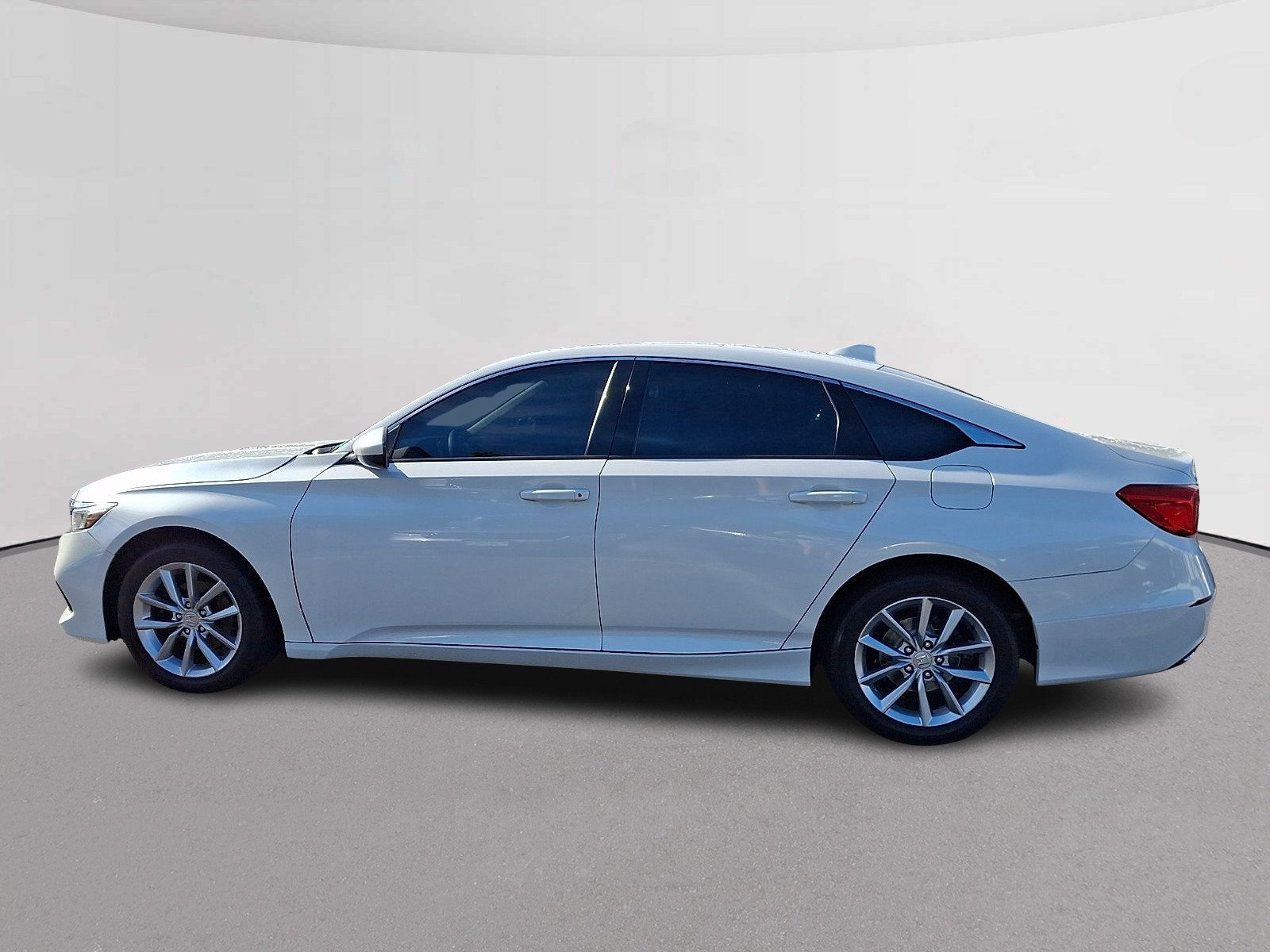 Used 2021 Honda Accord LX image 6