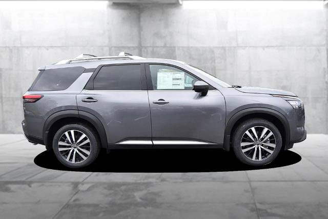 New 2025 Nissan Pathfinder Platinum w/ Cargo Package image 5
