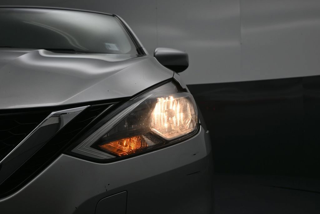 Used 2017 Nissan Sentra S w/ S Style Package FWD image 10