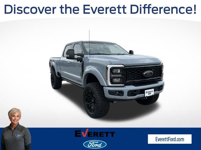 New 2026 Ford F250 Lariat w/ Black Appearance Package